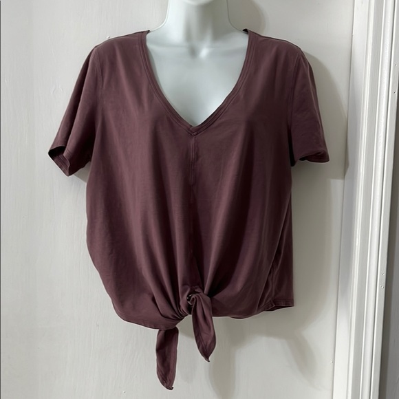 Lululemon Knot Gonna Fly top - Picture 2 of 9